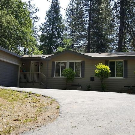 Explore Amador And Calaveras County. West Point Buitenkant foto